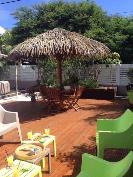 Charmant Bungalow Un P'Tit Coin De Paradis Saint-Francois  Exterior photo